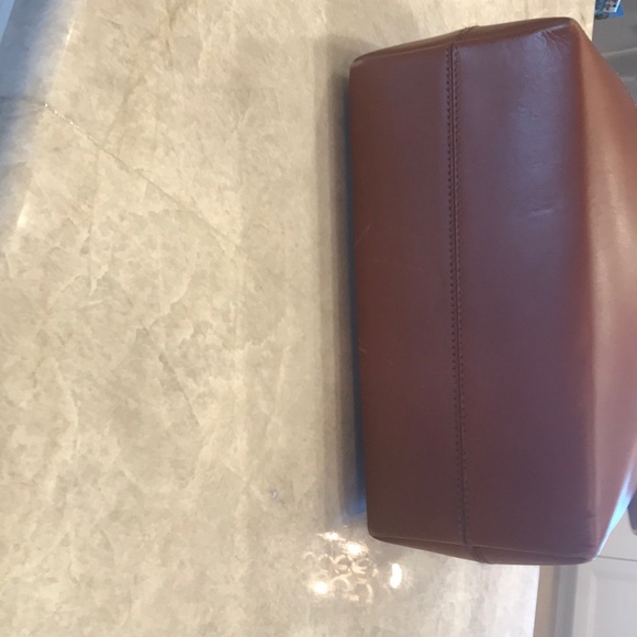 Authentic FENDI purse - Picture 6 of 7